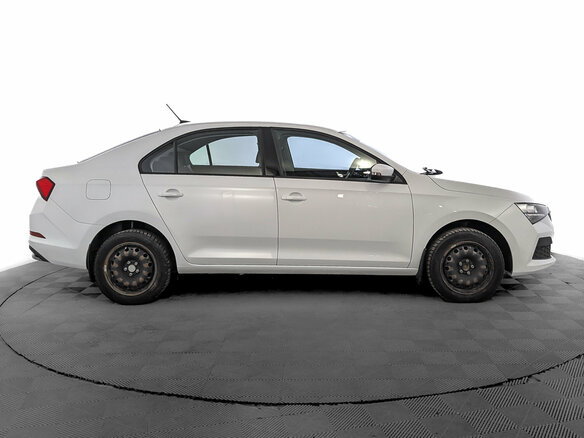 2021 Skoda Rapid II, белый - вид 3