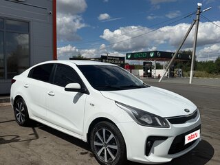 2017 Kia Rio IV, белый, 900000 рублей, вид 1