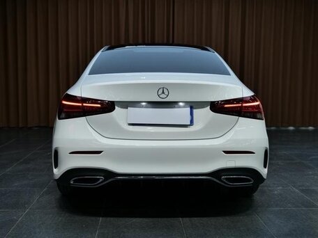 2022 Mercedes-Benz A-Класс 180 Long IV (W177) Рестайлинг, белый, 2250000 рублей, вид 5