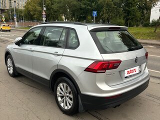 2019 Volkswagen Tiguan II, серый, 2250000 рублей, вид 5