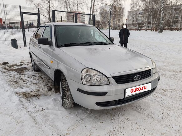 2009 Lada (ВАЗ) Priora I, серебристый, 400000 рублей - вид 4