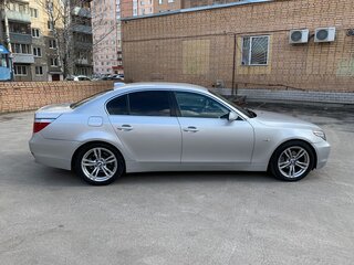 2006 BMW 5 серии 525d V (E60/E61), серебристый, 990000 рублей, вид 3