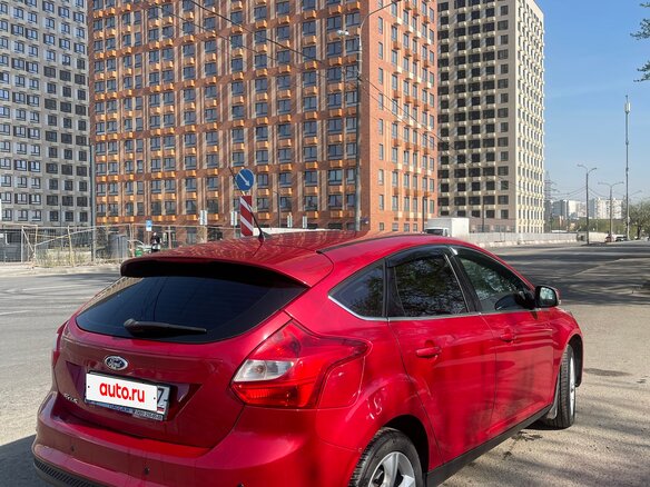2013 Ford Focus III, красный, 615000 рублей - вид 3