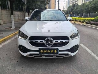 2020 Mercedes-Benz GLA 180 II (H247), белый, 2120000 рублей, вид 2