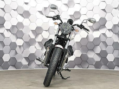 2016 Moto Guzzi V 9, белый, 677000 рублей, вид 5