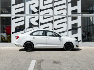 2018 Skoda Rapid I Рестайлинг, белый, 958000 рублей, вид 5