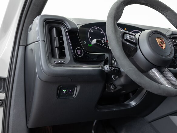 2026 Porsche Cayenne GTS III Рестайлинг, серый, 23690000 рублей - вид 13