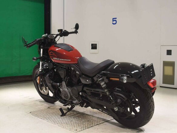 2022 Harley-Davidson Nightster, красный, 1077000 рублей - вид 5