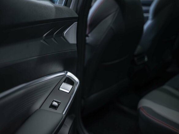 2026 Geely Cityray, серый, 3259990 рублей - вид 21
