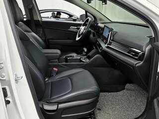 2022 Kia Sportage V, белый, 2590000 рублей, вид 5