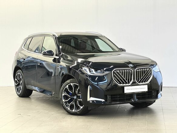 2025 BMW X3 Long 30L xDrive IV (G45/G48), чёрный, 7200000 рублей - вид 4
