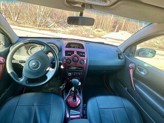 2006 Renault Megane II Рестайлинг, красный, 230000 рублей, вид 2