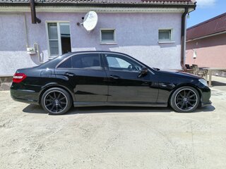 2010 Mercedes-Benz E-Класс 200 5G-Tronic IV (W212, S212, C207), чёрный, 1520000 рублей, вид 5