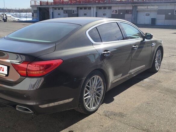 2013 Kia Quoris I, коричневый, 2100000 рублей - вид 17