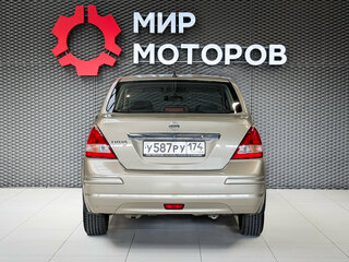 2013 Nissan Tiida I Рестайлинг, серебристый, 950000 рублей, вид 5