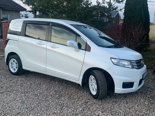 2014 Honda Freed Spike I Рестайлинг 2, белый, 1250000 рублей, вид 3