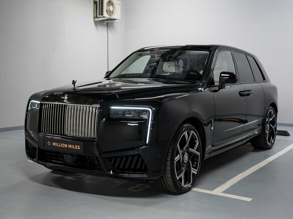 2025 Rolls-Royce Cullinan Black Badge I Рестайлинг (Series II), чёрный, 72000000 рублей - вид 16