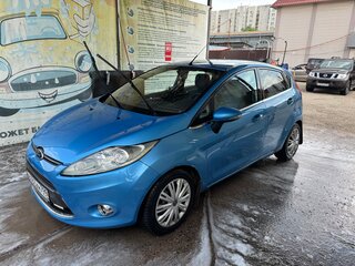 2011 Ford Fiesta Mk6, голубой, 550000 рублей, вид 1