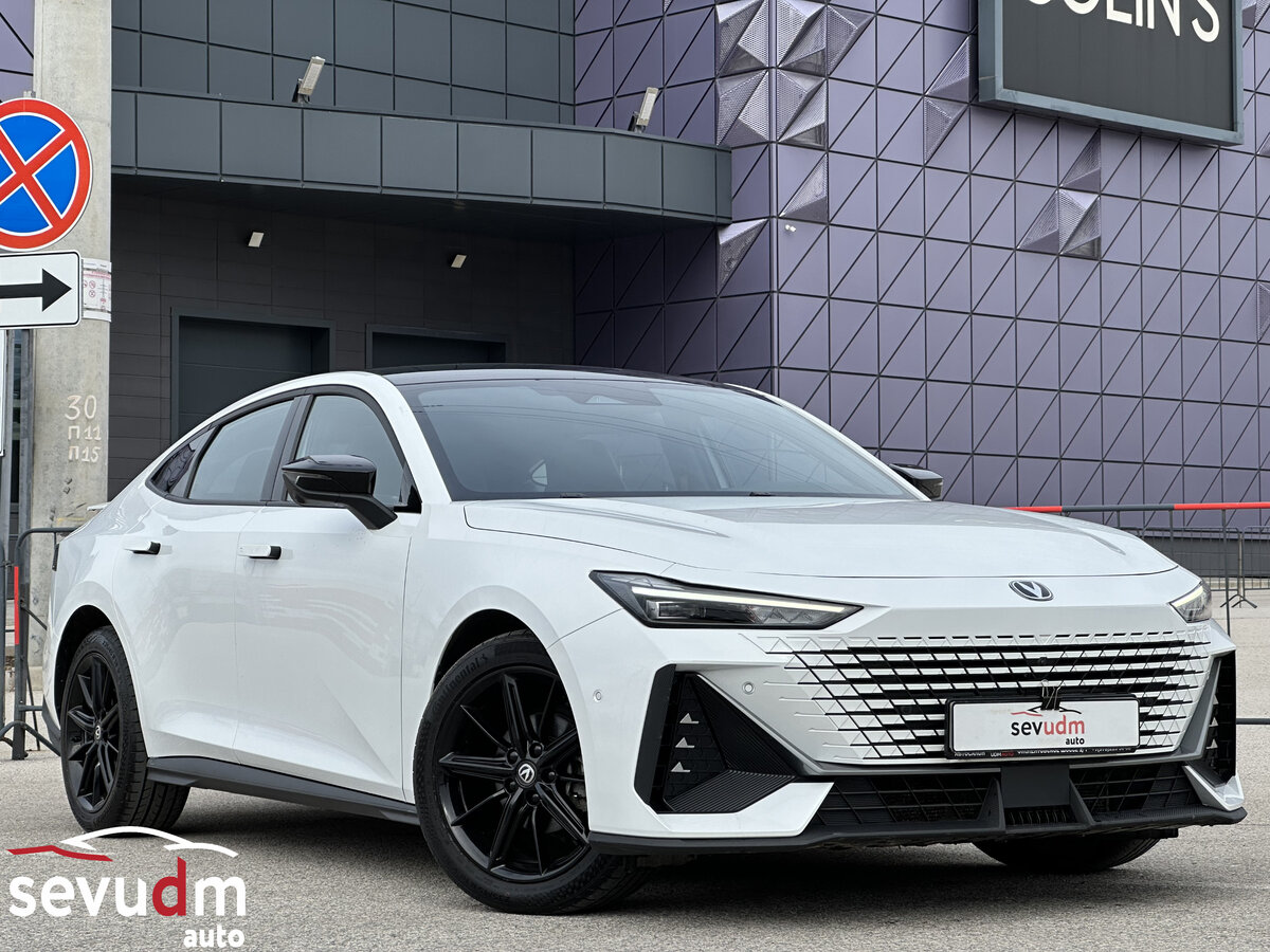 Открыть фотографии: Changan UNI-V I