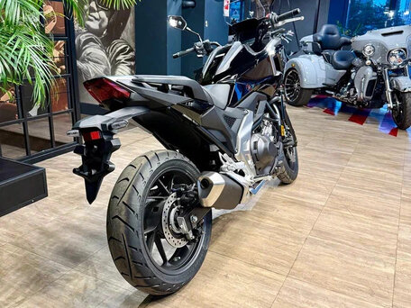 2025 Honda NC 750X, чёрный, 1370000 рублей, вид 3