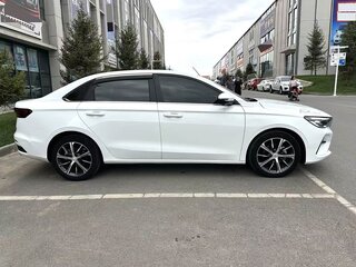2022 Geely Emgrand II, белый, 1100325 рублей, вид 4