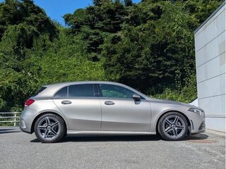 2023 Mercedes-Benz A-Класс 180 IV (W177) Рестайлинг, серебристый, 1839666 рублей, вид 2