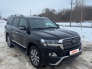 2017 Toyota Land Cruiser 200 Series Рестайлинг 2, чёрный, 6500000 рублей, вид 1