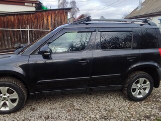 2010 Skoda Yeti I, чёрный, 850000 рублей, вид 4