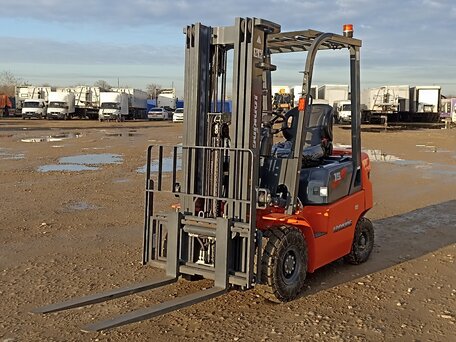 2025 Lonking FD15T, красный, 950000 рублей, вид 4