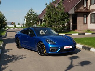 2018 Porsche Panamera Turbo II, синий, 10000000 рублей, вид 3