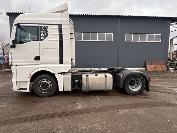 2022 MAN TGX, белый, 9800000 рублей - вид 2