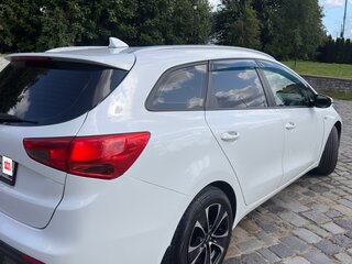 2018 Kia Ceed II Рестайлинг, белый, 1324000 рублей, вид 5