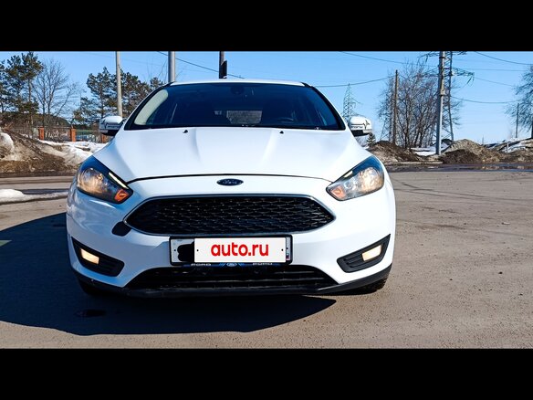 2016 Ford Focus III Рестайлинг, белый, 600000 рублей - вид 2