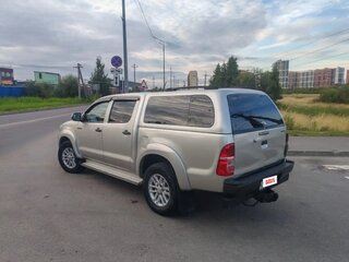 2013 Toyota Hilux VII Рестайлинг, серебристый, 2037000 рублей, вид 5