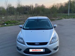 2010 Ford Focus II Рестайлинг, серебристый, 545000 рублей, вид 4