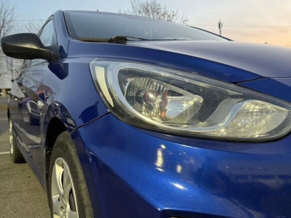 2011 Hyundai Solaris I, синий, 680000 рублей - вид 12