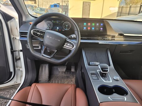 2024 Omoda C5 I Рестайлинг, белый, 1490000 рублей, вид 4