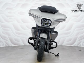 2023 Harley-Davidson CVO Street Glide, серебристый, 3747000 рублей, вид 4