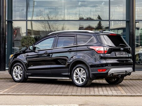 2019 Ford Kuga II Рестайлинг, чёрный, 1435000 рублей, вид 4