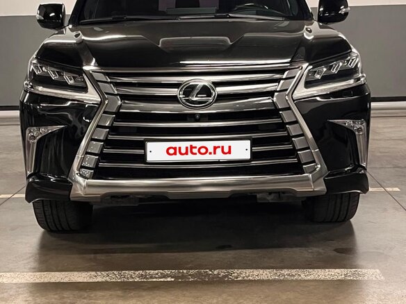 2016 Lexus LX 570 III Рестайлинг 2, чёрный, 6000000 рублей - вид 1
