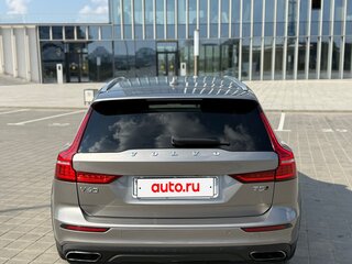 2020 Volvo V60 Cross Country II, коричневый, 2650000 рублей, вид 5