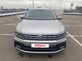 2019 Volkswagen Tiguan II, серебристый, 2175000 рублей, вид 1