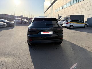 2022 Porsche Cayenne III, чёрный, 12500000 рублей, вид 5