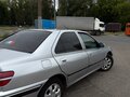 2002 Peugeot 406 I Рестайлинг, серебристый, 270000 рублей - вид 9
