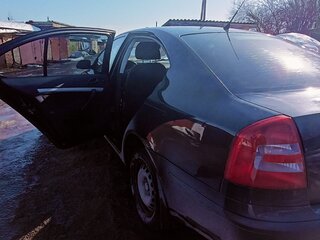 2007 Skoda Octavia II (A5), чёрный, 450000 рублей, вид 3