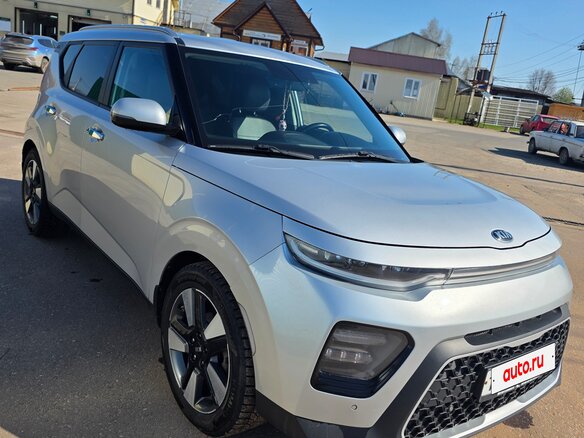 2019 Kia Soul III, серебристый, 1620000 рублей