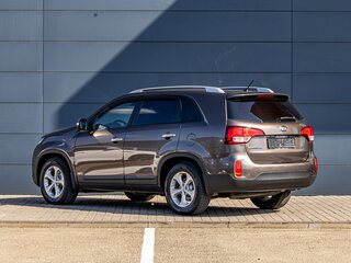 2013 Kia Sorento II Рестайлинг, бежевый, 1895000 рублей, вид 4