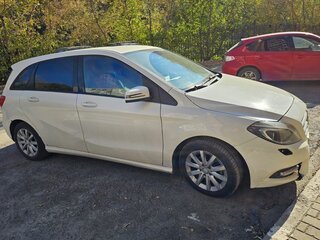 2014 Mercedes-Benz B-Класс 180 II (W246), белый, 900000 рублей, вид 2
