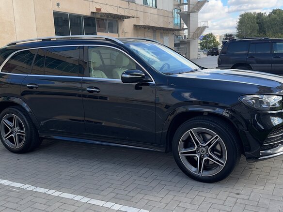 2021 Mercedes-Benz GLS 450 II (X167), чёрный, 9300000 рублей - вид 1
