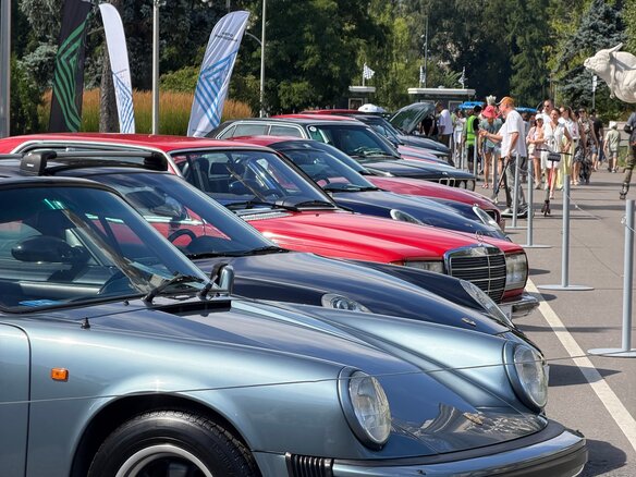 1983 Porsche 911 Targa II (911, 930), голубой - вид 14